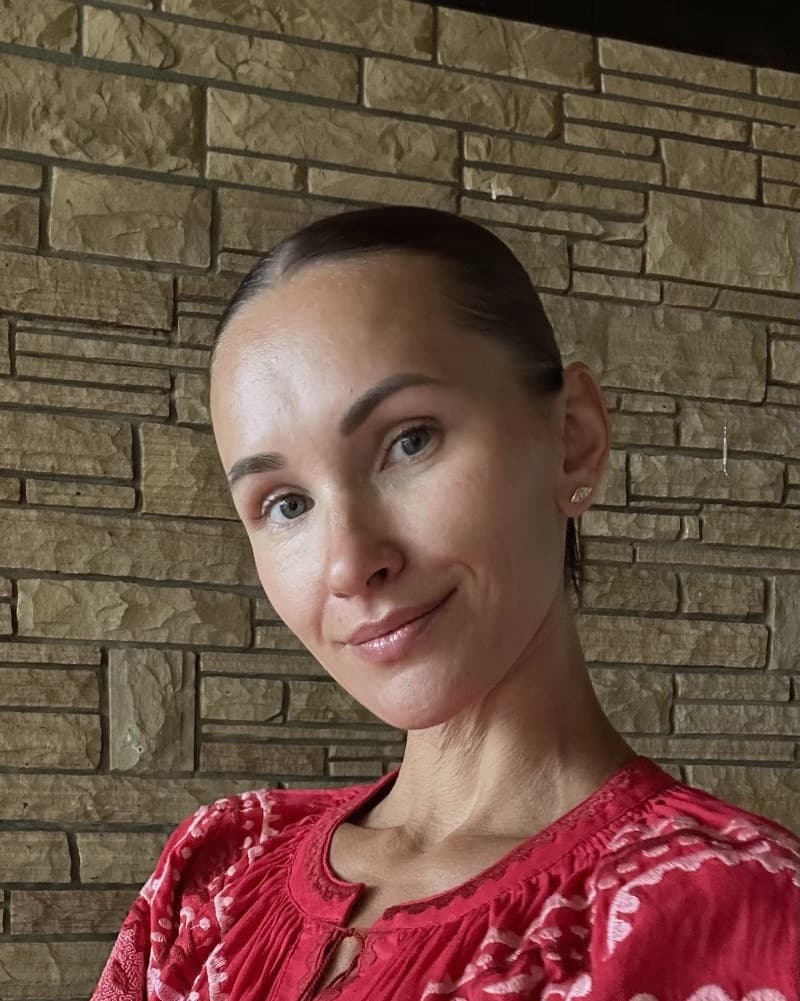 Kristina Cheraneva — Multidisciplinary Artist · One Thousand Faces